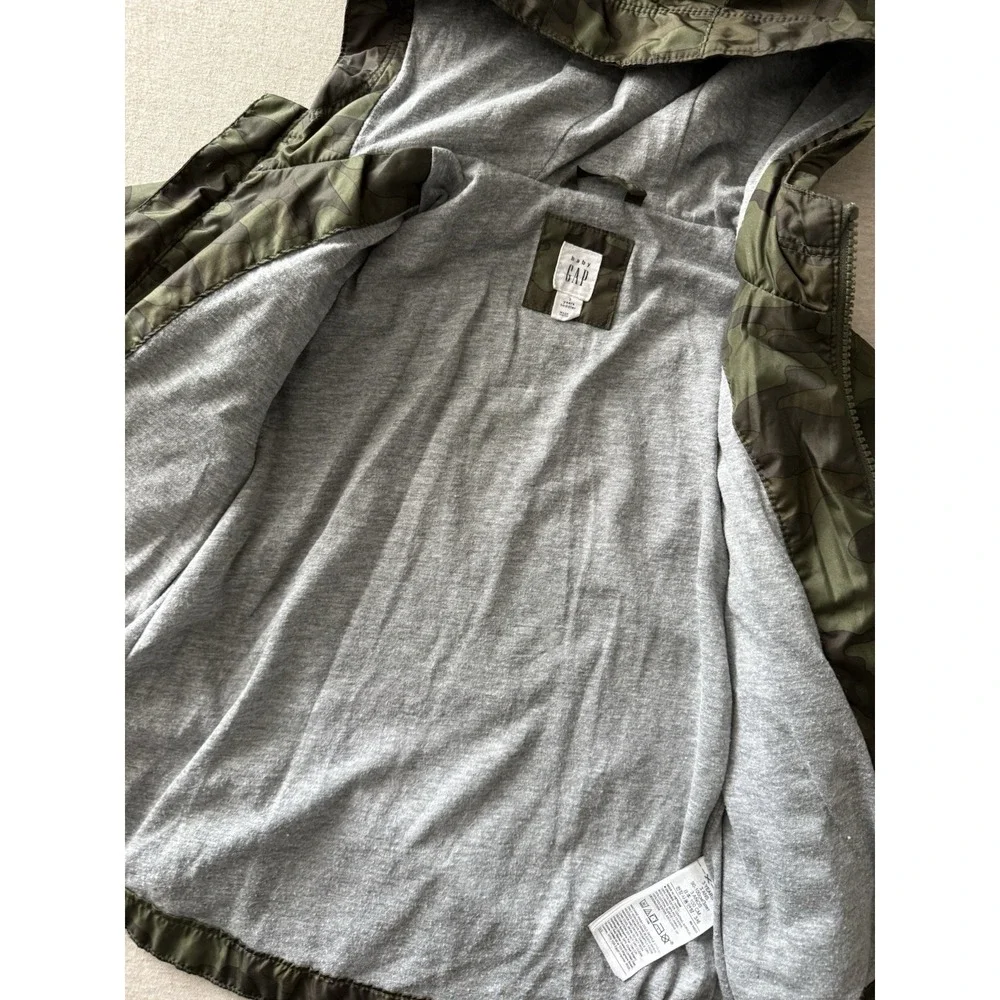 Gap Boy Toddler 3t Camo Insulated Windbreaker